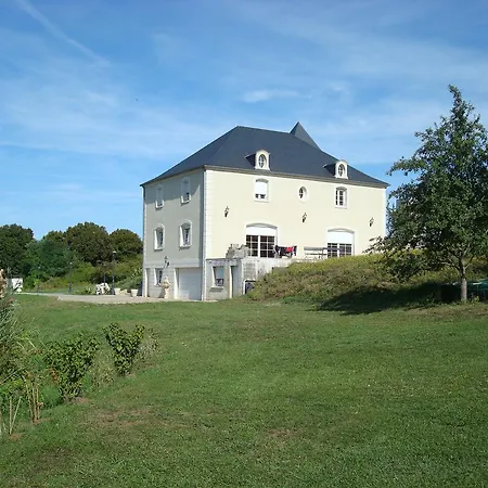 בית הארחה Domaine De Lardoisiere 3*